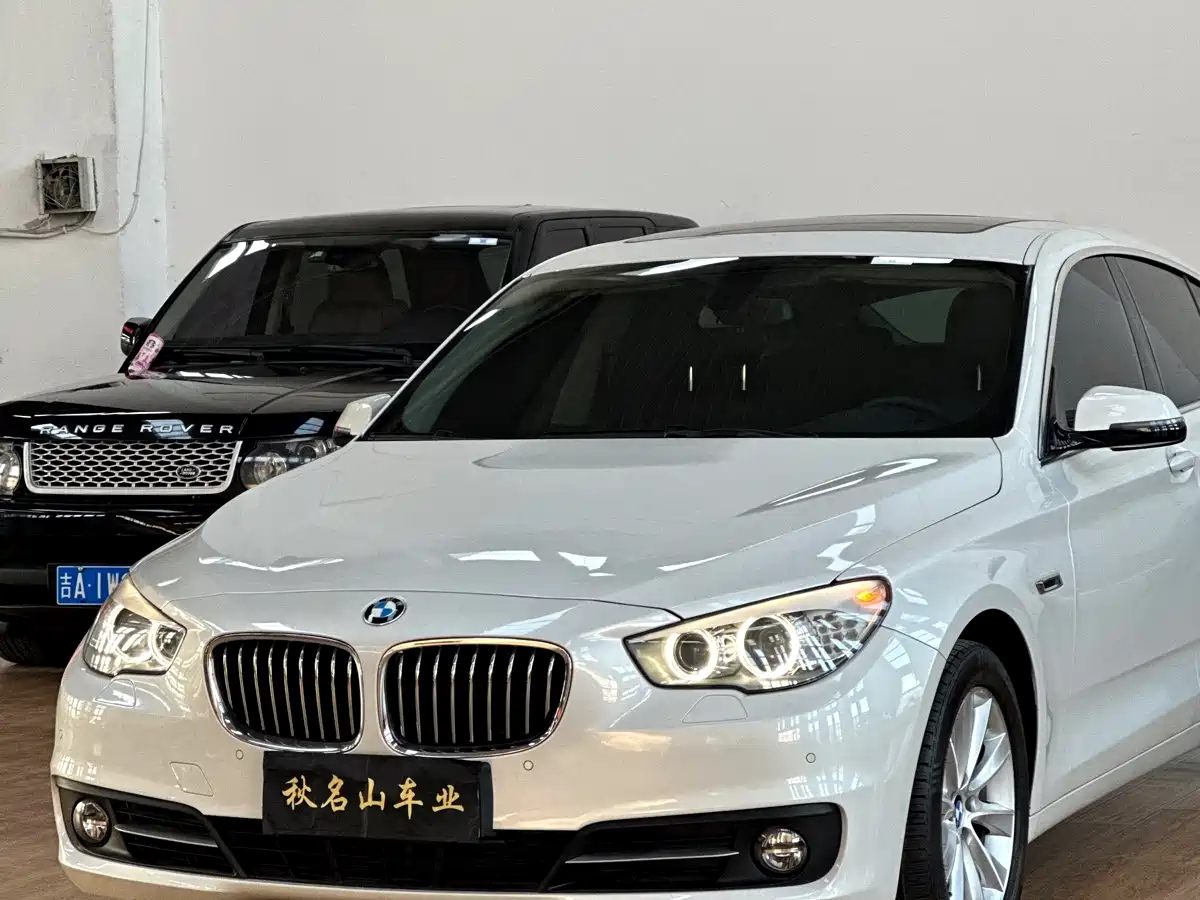 BMW 5 Series GT 2014 528i Leading фото 4