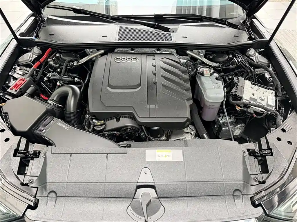 Audi A6L 2024 45 TFSI Premium Elegance фото 8