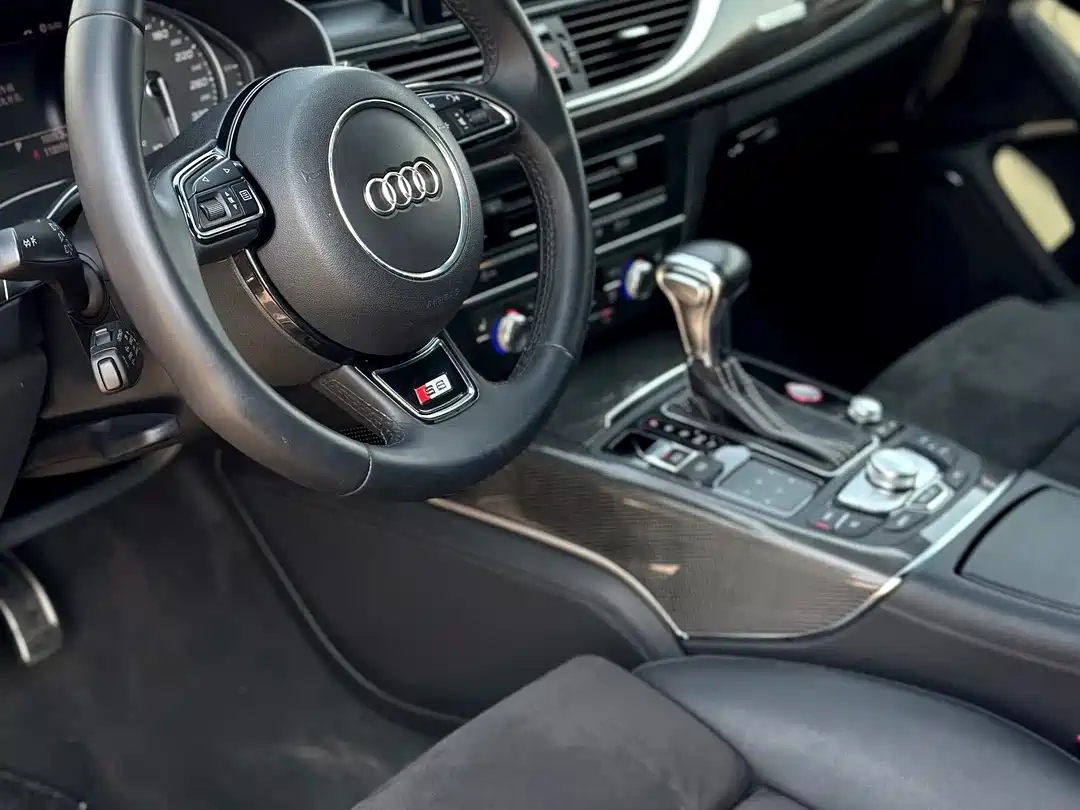 Audi S6 2013 S6 4.0TFSI фото 13