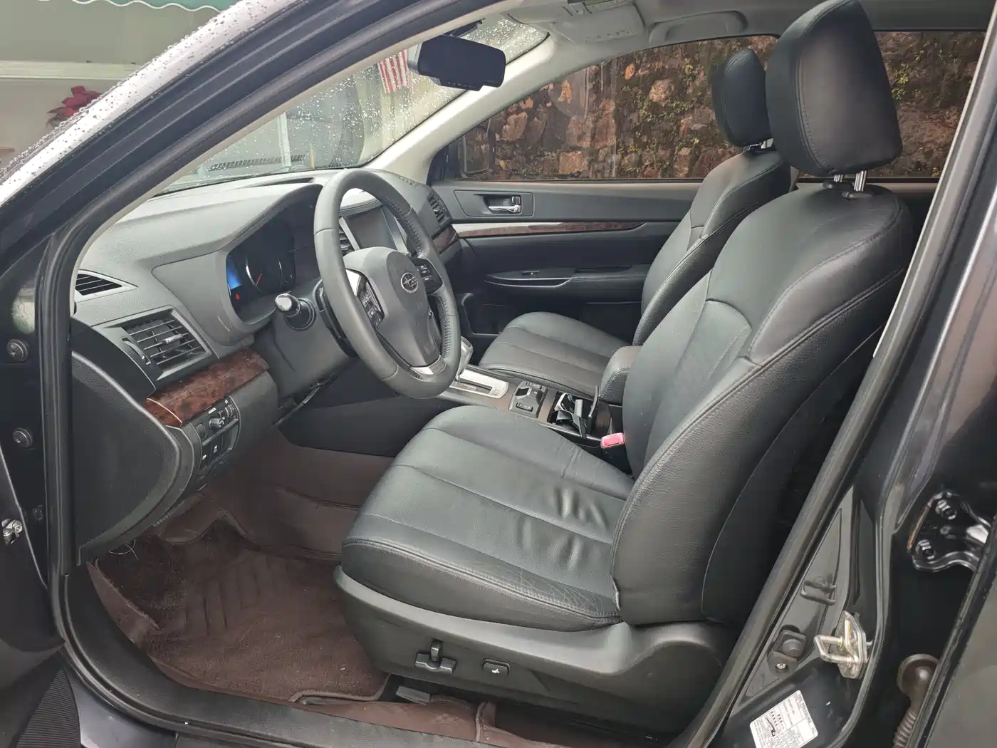 Subaru Outback 2013 2.5i Luxury Navigation Edition фото 5