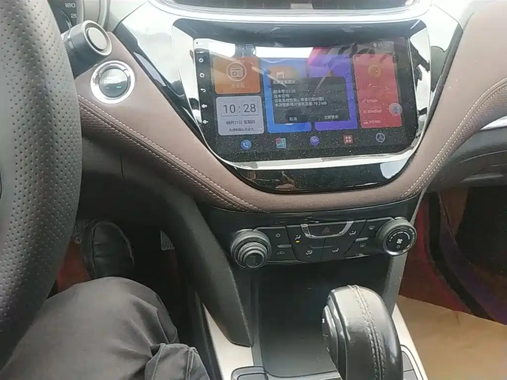 Chevrolet Malibu 2017 1.5T Automatic Luxury Edition фото 13