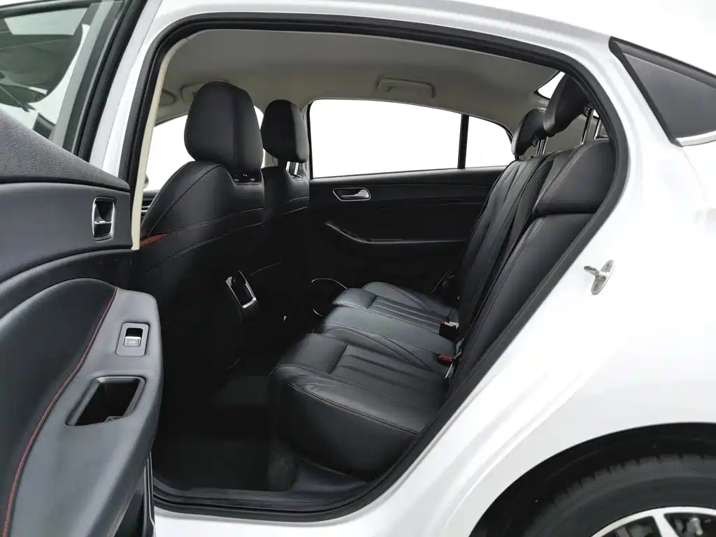 Chery Arrizo 5 PLUS 2021 2021 Xiaoze 1.5T Manual PLUS