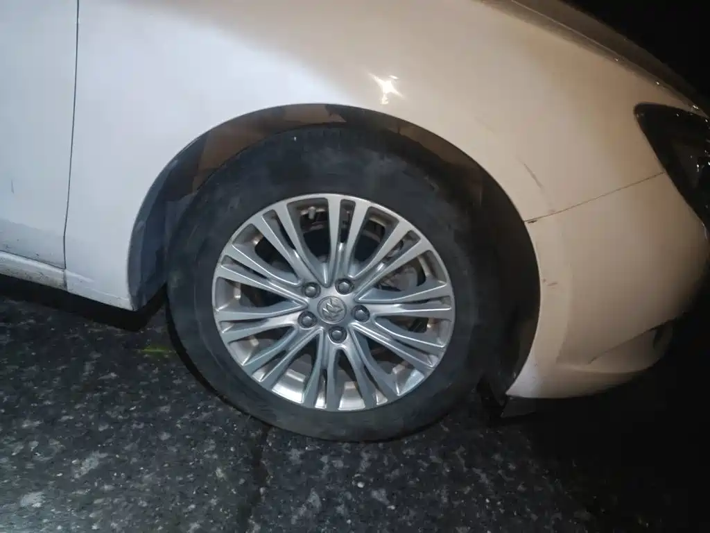 Фото 8 - Buick Excelle