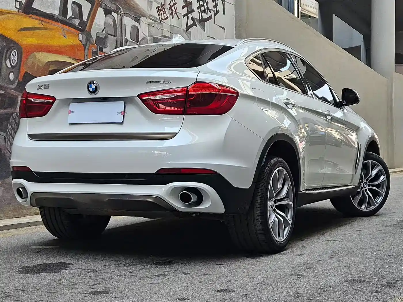 BMW X6 2017 xDrive35i Luxury фото 3