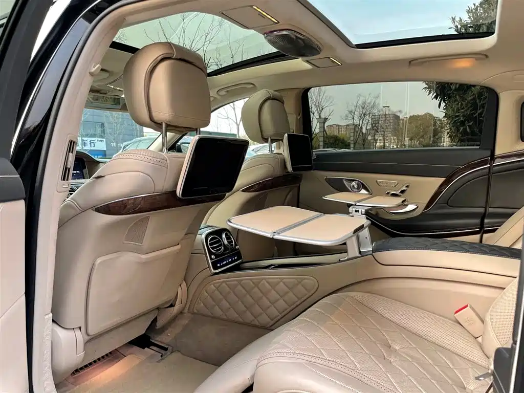 Mercedes-Benz Maybach S-Class 2015 S 600 фото 14