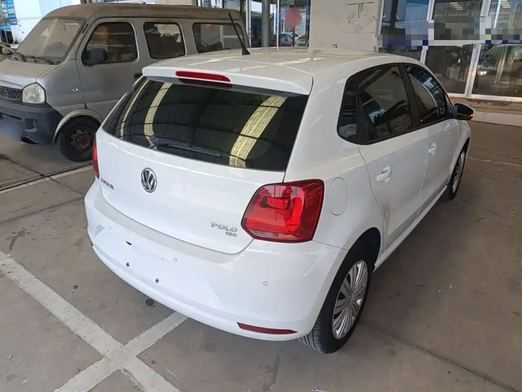 Volkswagen Polo 2018 1.5L Auto Comfort фото 7