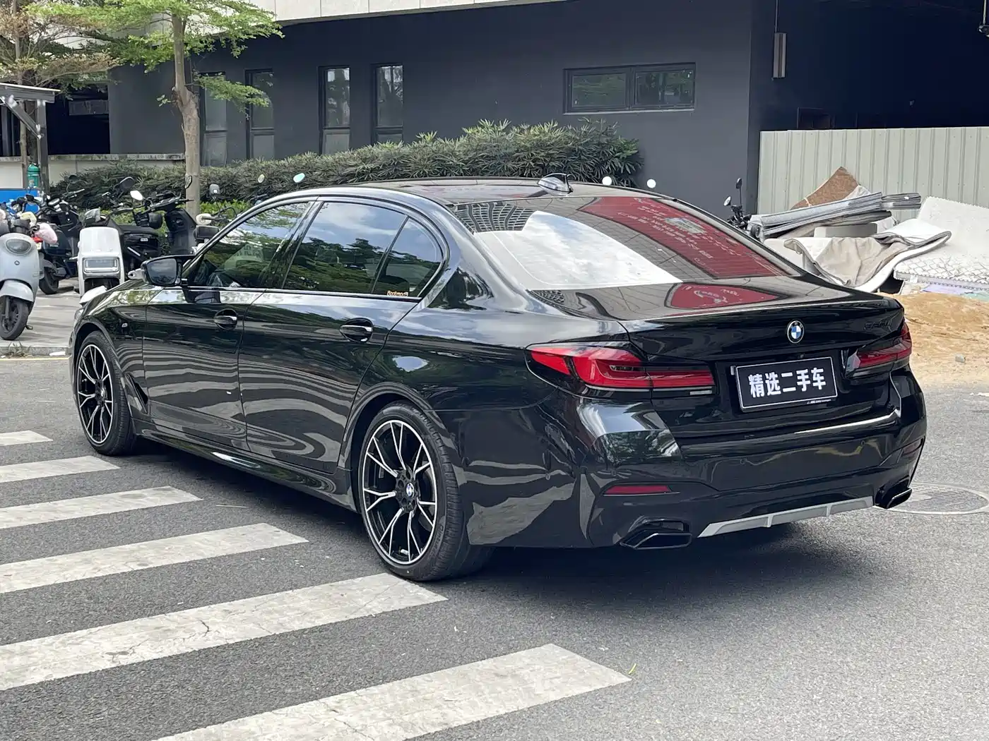 BMW 5 Series 2019 530Li Leading M Sport Package фото 5