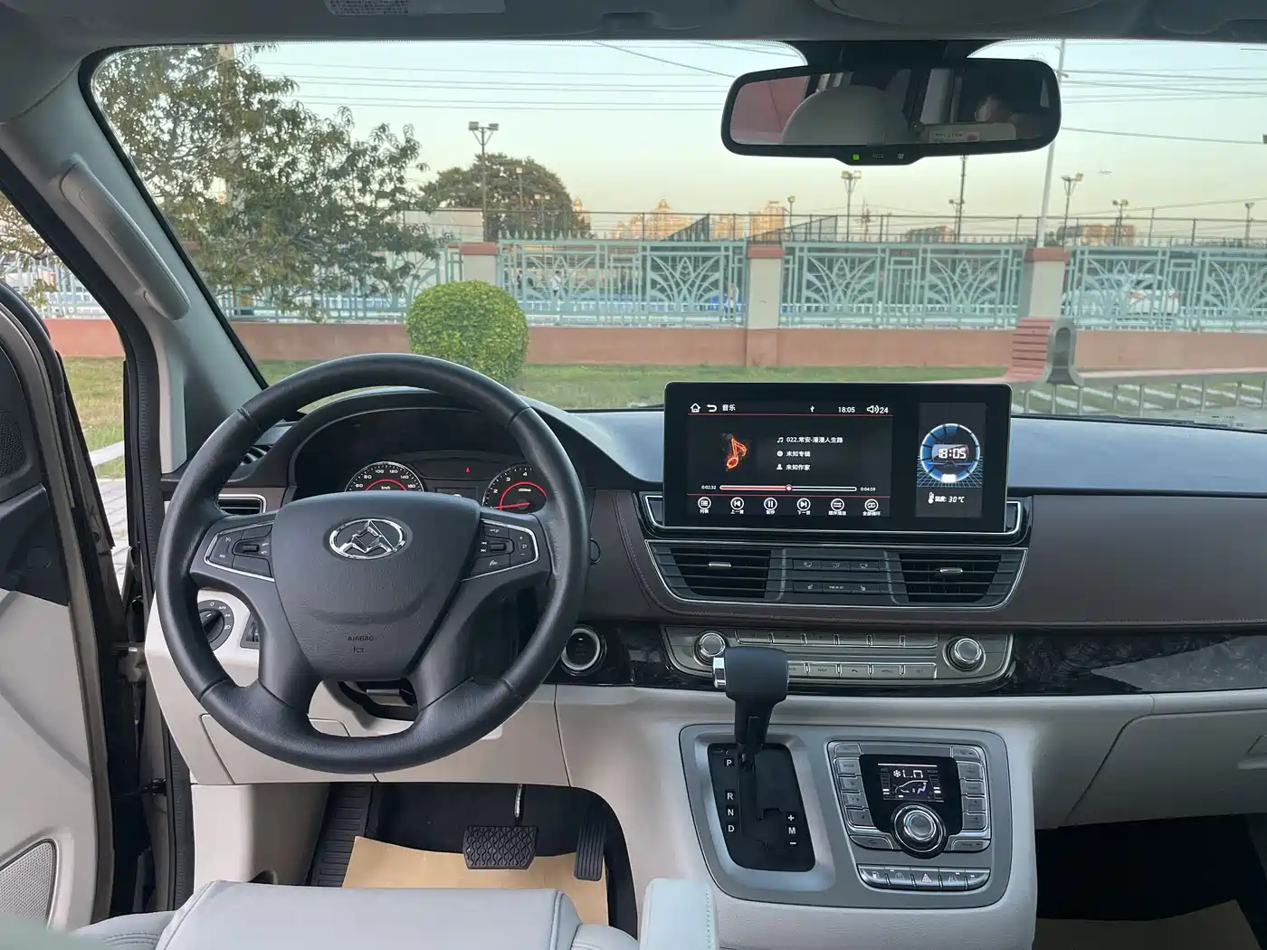SAIC Maxus Maxus G10 2016 2.0T Automatic Flagship фото 26