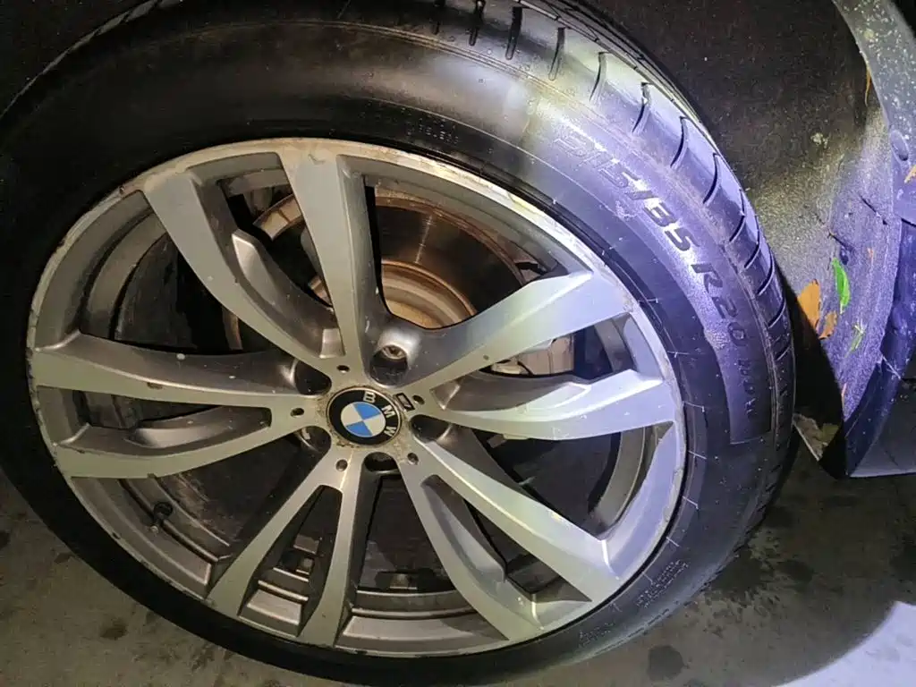 Photo 6 - BMW X5 (Import)