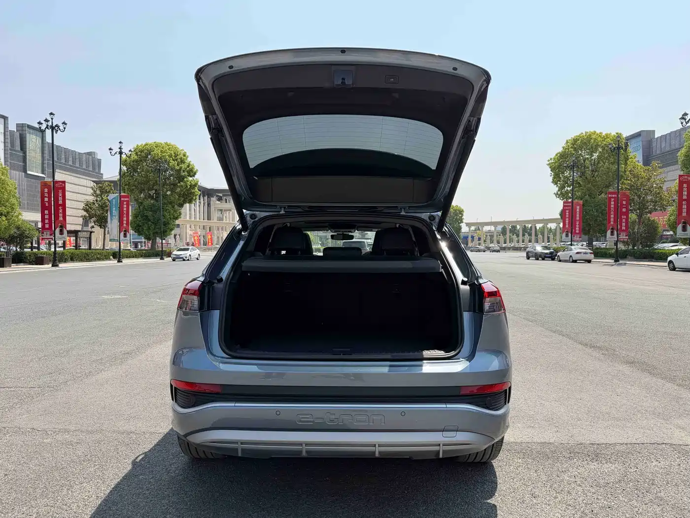 Audi Q4 e-tron 2024 40 e-tron Pioneer Edition фото 17