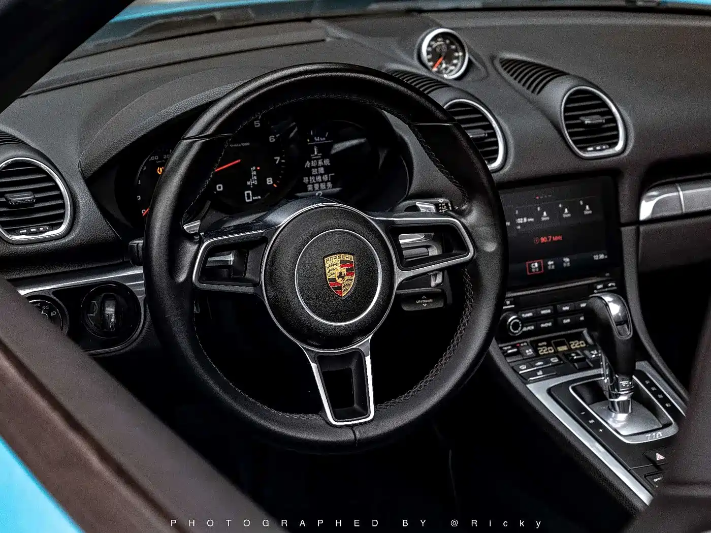 Porsche 718 2018 Boxster 2.0T фото 6