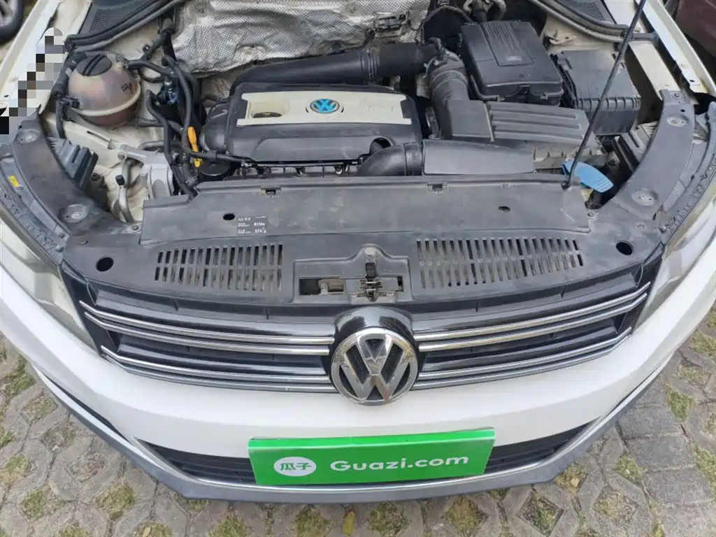 Volkswagen Tiguan 2015 2.0TSI Automatic 4WD Luxury фото 15
