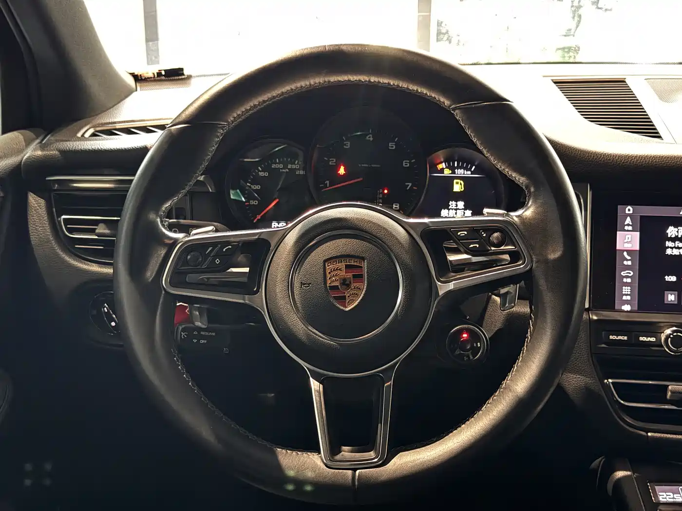 Porsche Macan 2018 Macan 2.0T фото 12