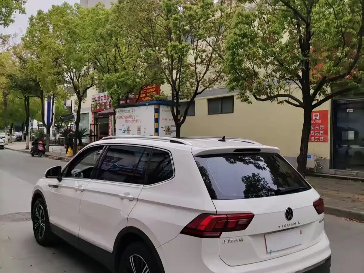 Volkswagen Tiguan L 2021 330TSI Automatic 2WD Smart фото 7