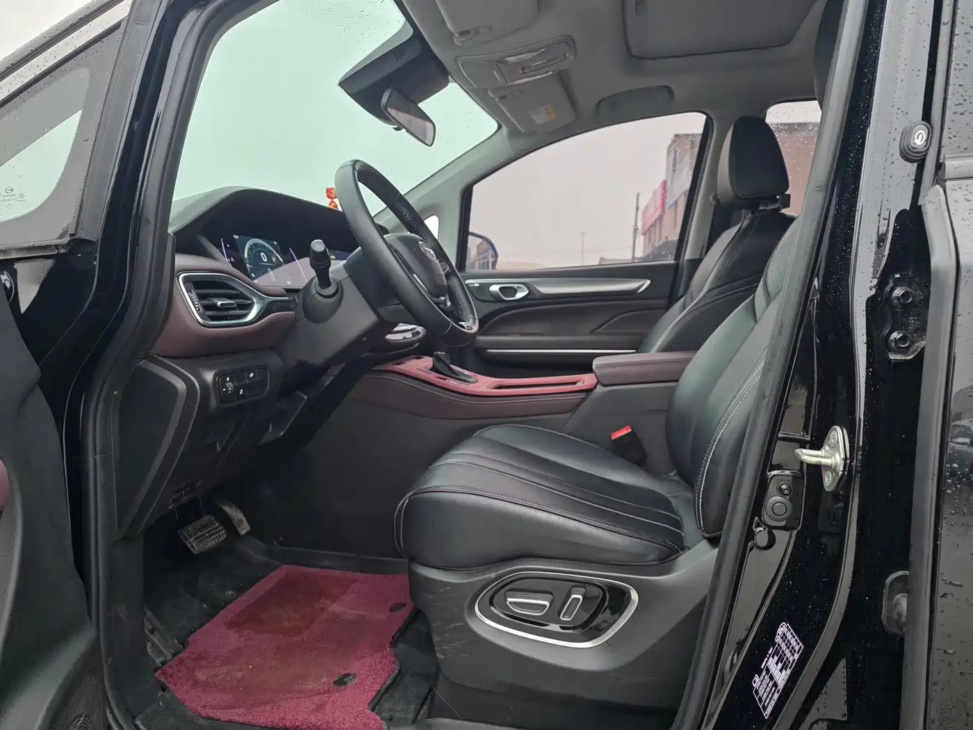 GAC Trumpchi Trumpchi M6 2023 PRO 270T DCT Luxury Edition фото 4