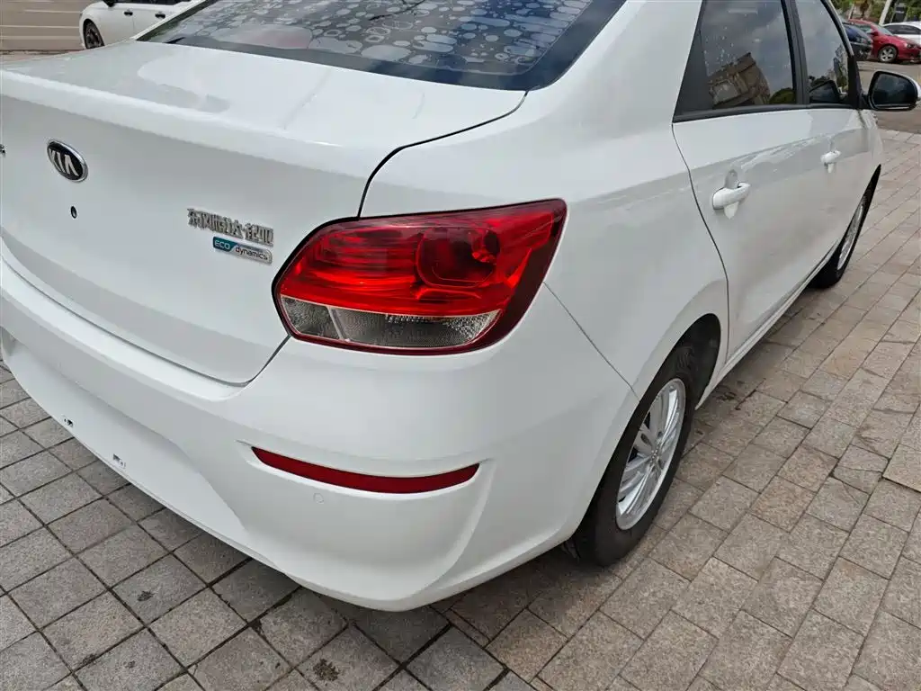 Kia Huan Chi 2019 1.4L Manual Smart Value Edition China VI фото 8