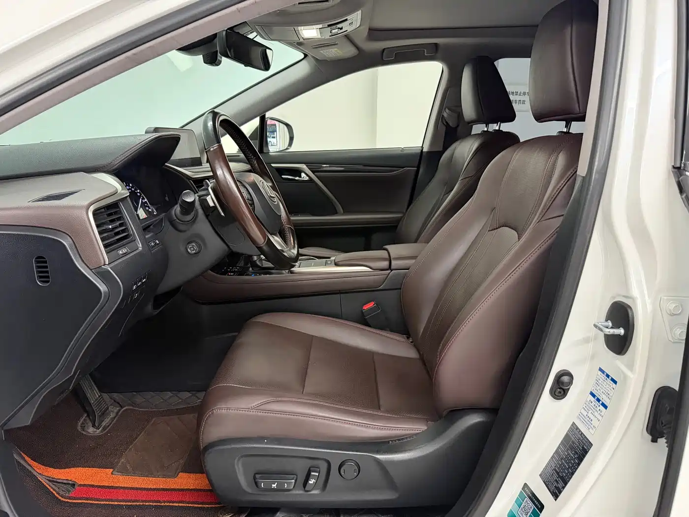 Lexus RX 2020 300 4WD Elegance Edition China VI фото 6