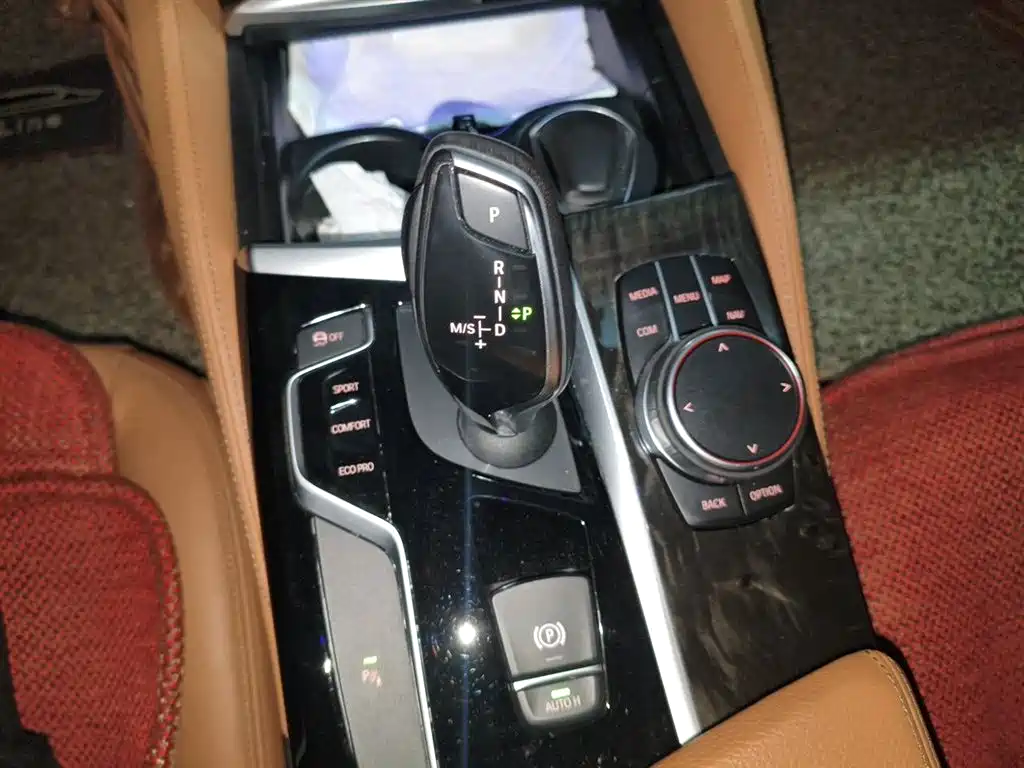 BMW 5 Series 2018 Facelift 530Li Leading M Sport Package фото 11