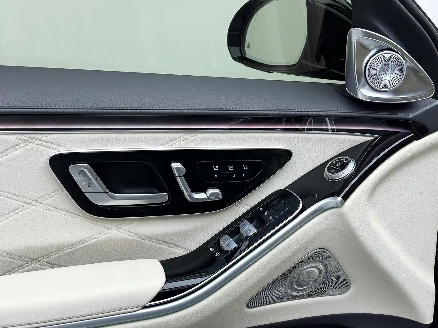 Mercedes-Benz Maybach S-Class 2023 S 480 4MATIC фото 12