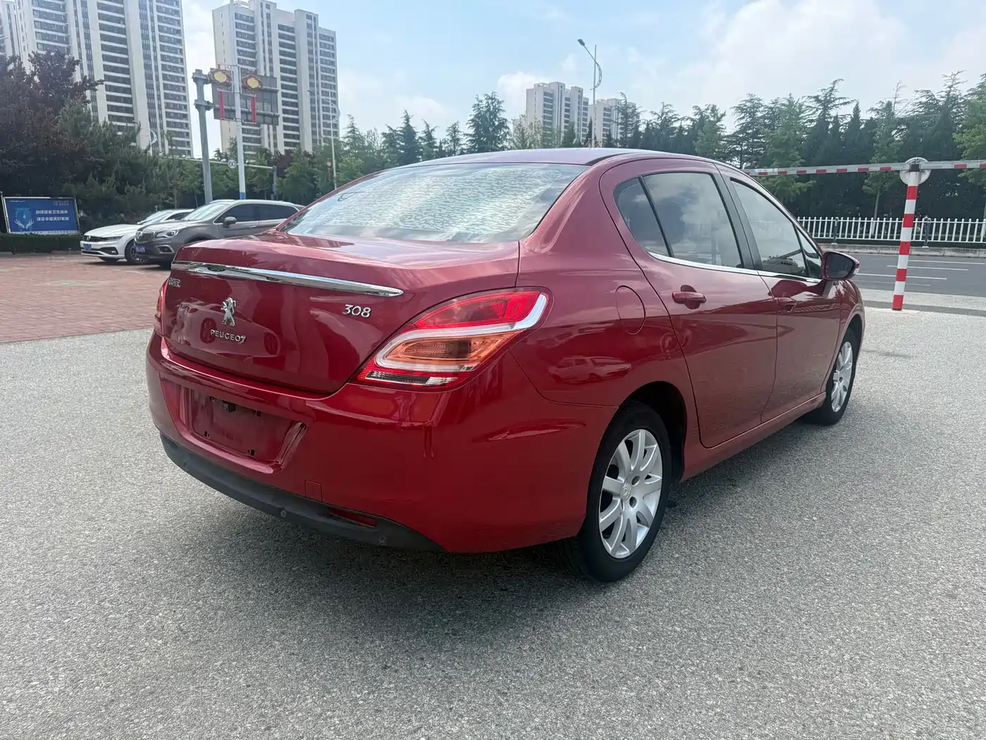 Peugeot 308 2014 Model Joy Edition Classic 1.6L Manual Trend Style фото 4