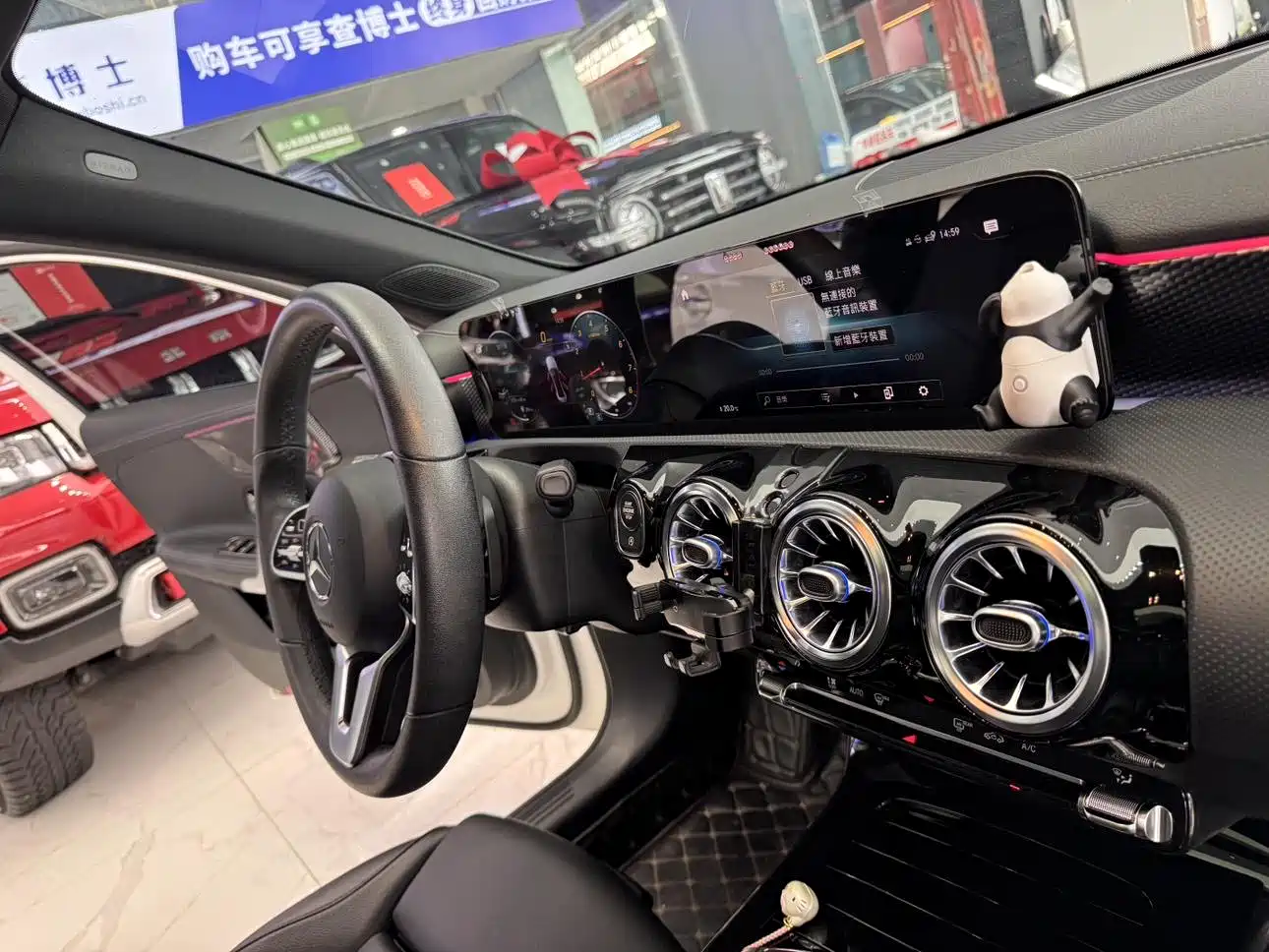 Mercedes-Benz A-Class 2020 Facelift A 200 L Sport Sedan Dynamic фото 12