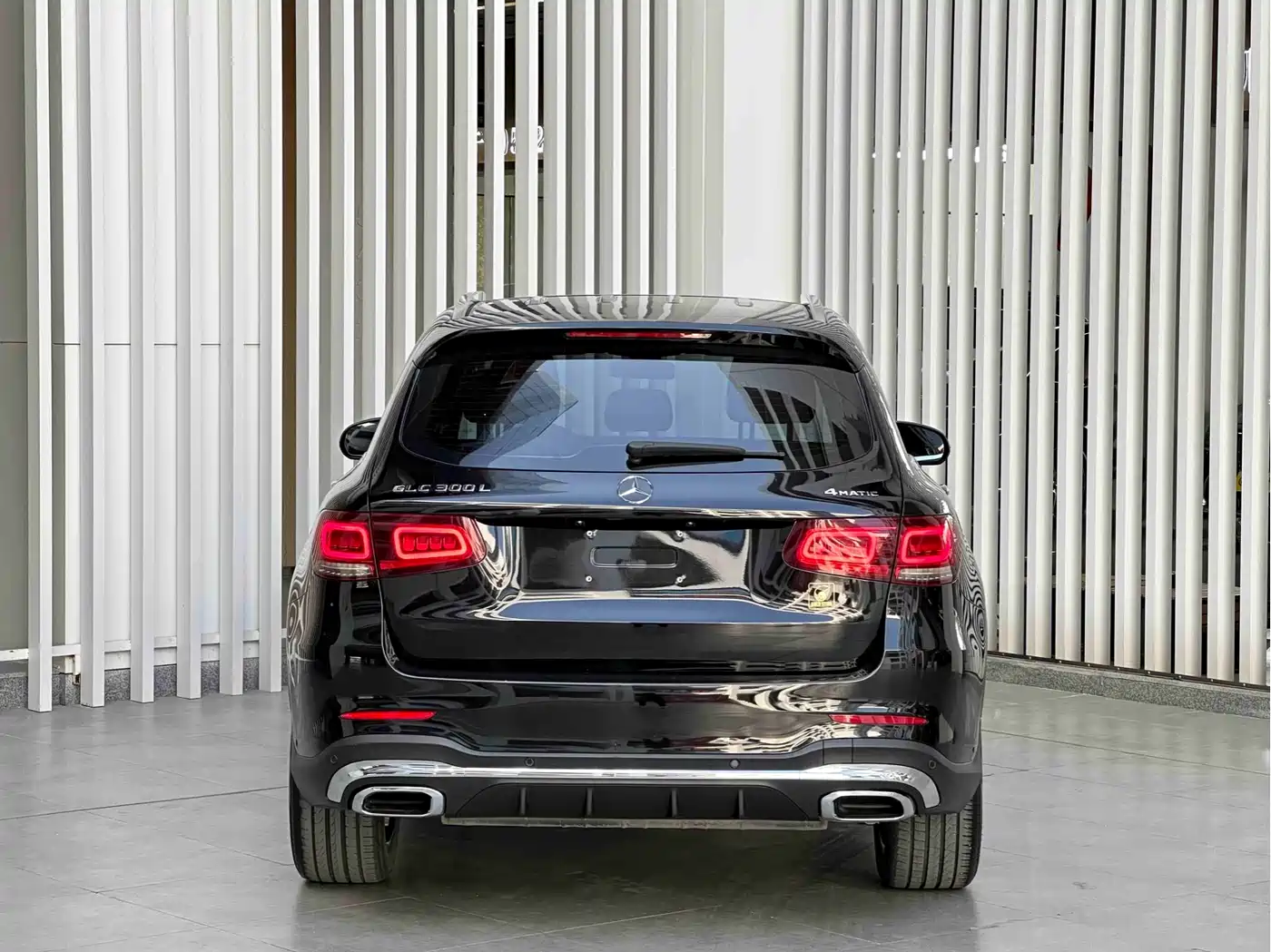 Mercedes-Benz GLC 2022 Facelift GLC 300 L 4MATIC Dynamic Collector's Edition фото 4