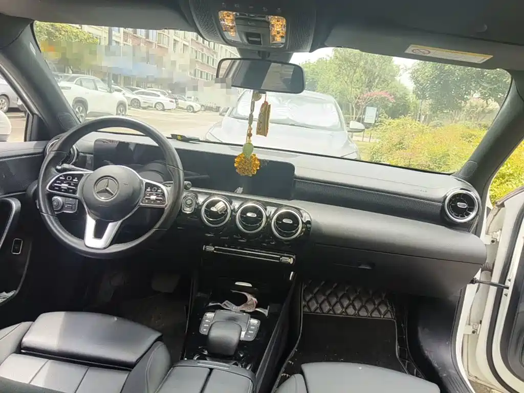 Mercedes-Benz A-Class, миниатюра 12