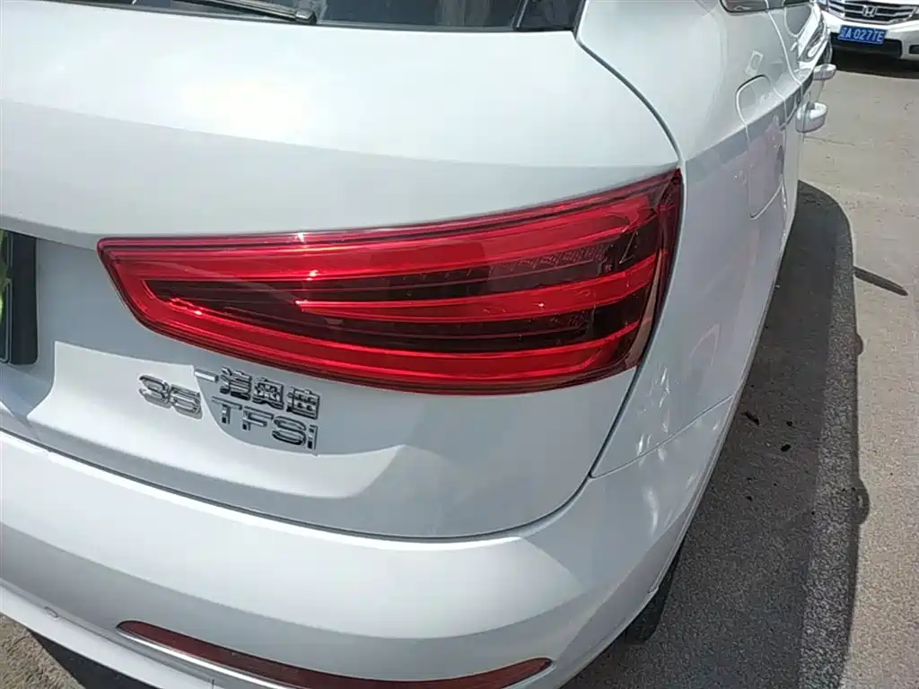 Audi Q3 2015 35 TFSI Comfort фото 8