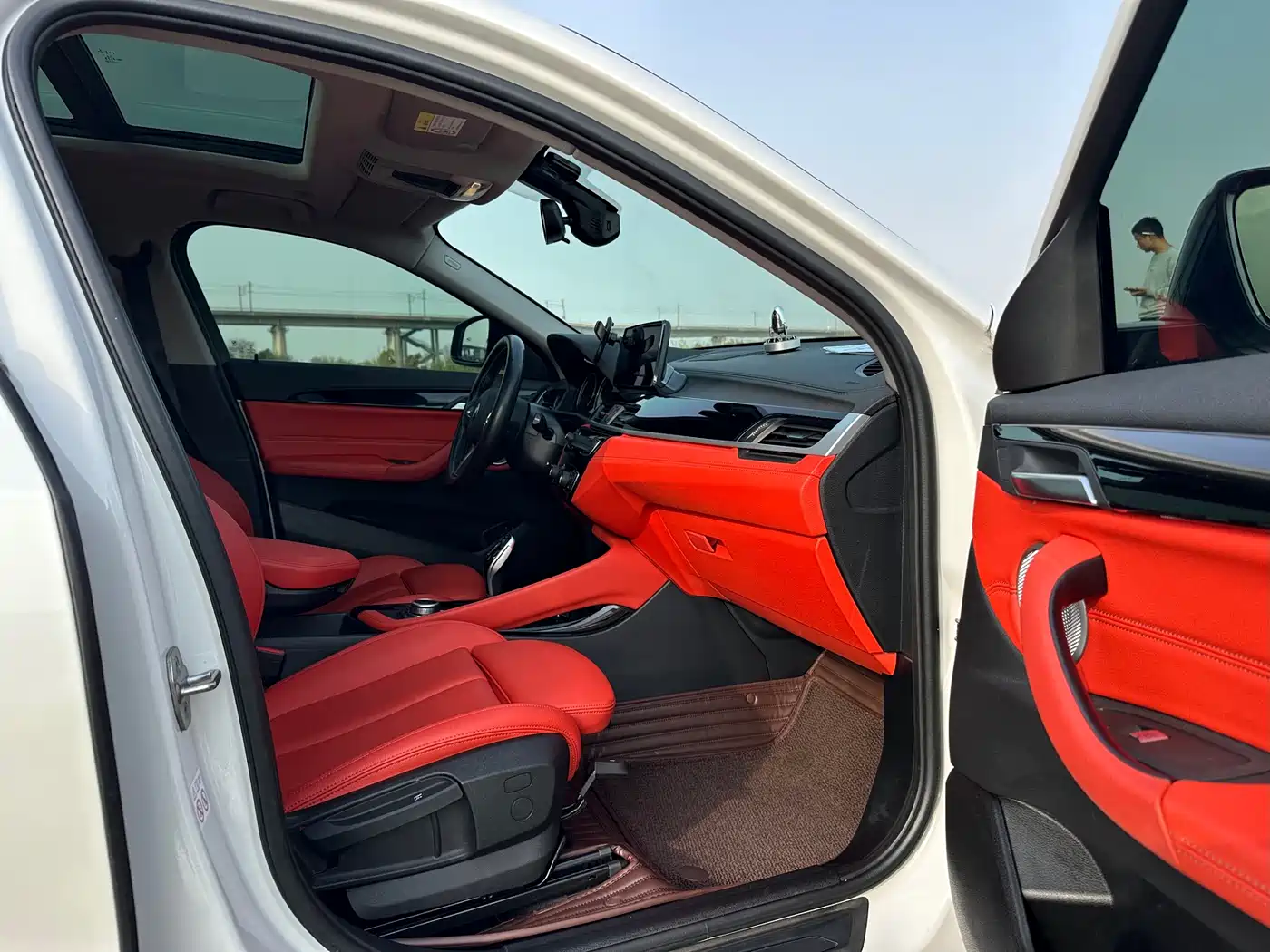 BMW X2 2021 sDrive25i Leading M Off-Road Package фото 12