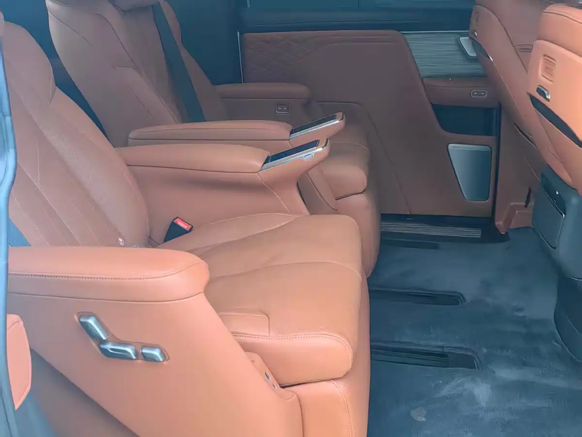 Buick Zhijing Shijia 2026 Model PHEV Base Version фото 8