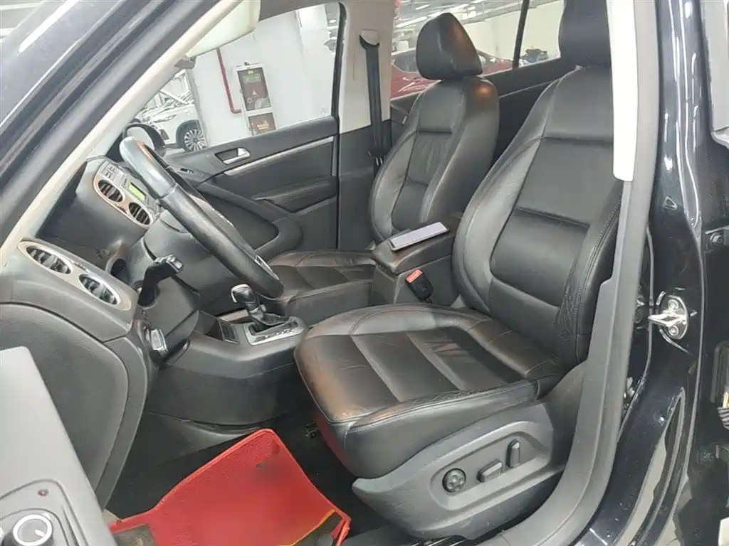 Volkswagen Tiguan 2015 1.8TSI Automatic 2WD Comfortline фото 11