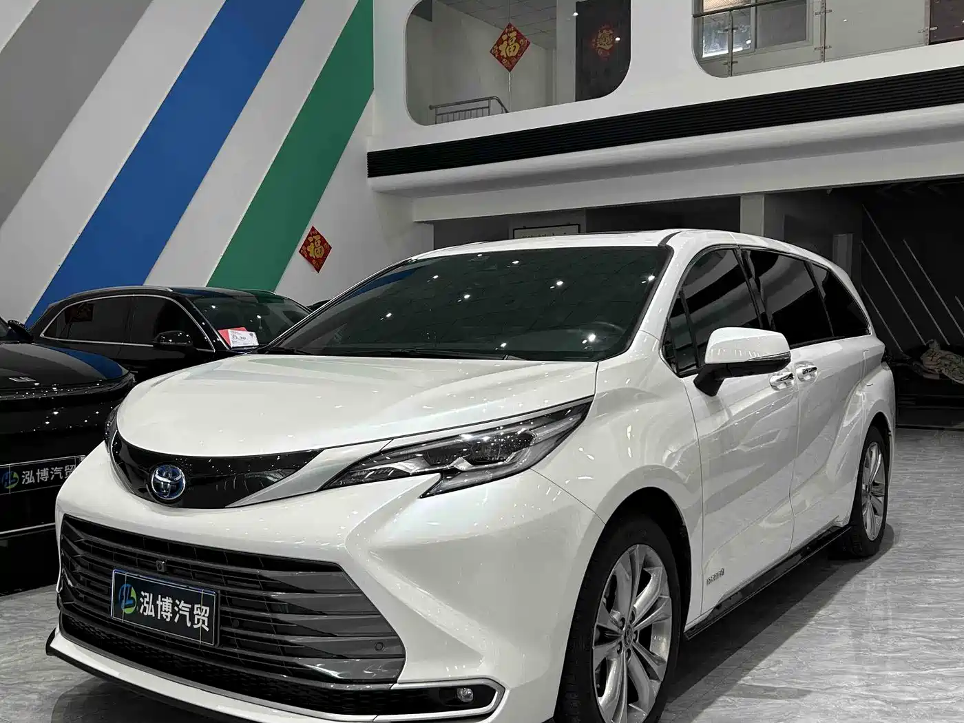 Toyota Sienna 2023 2.5L Hybrid Premium Edition