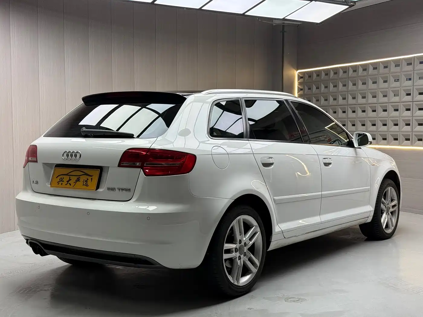 Audi A3 (Import) 2013 Sportback 35 TFSI Luxury фото 18