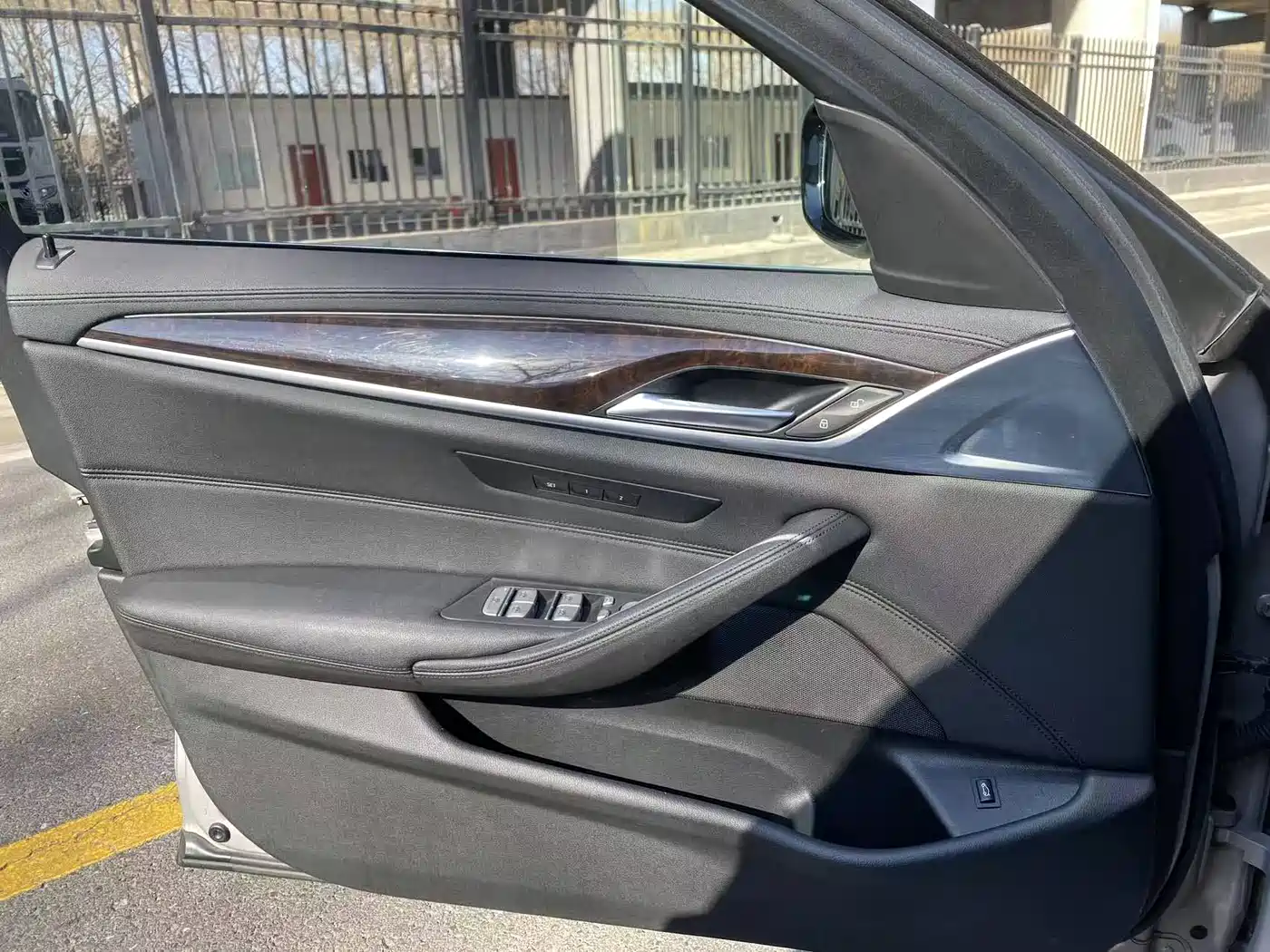 BMW 5 Series 2018 525Li Luxury Package фото 9