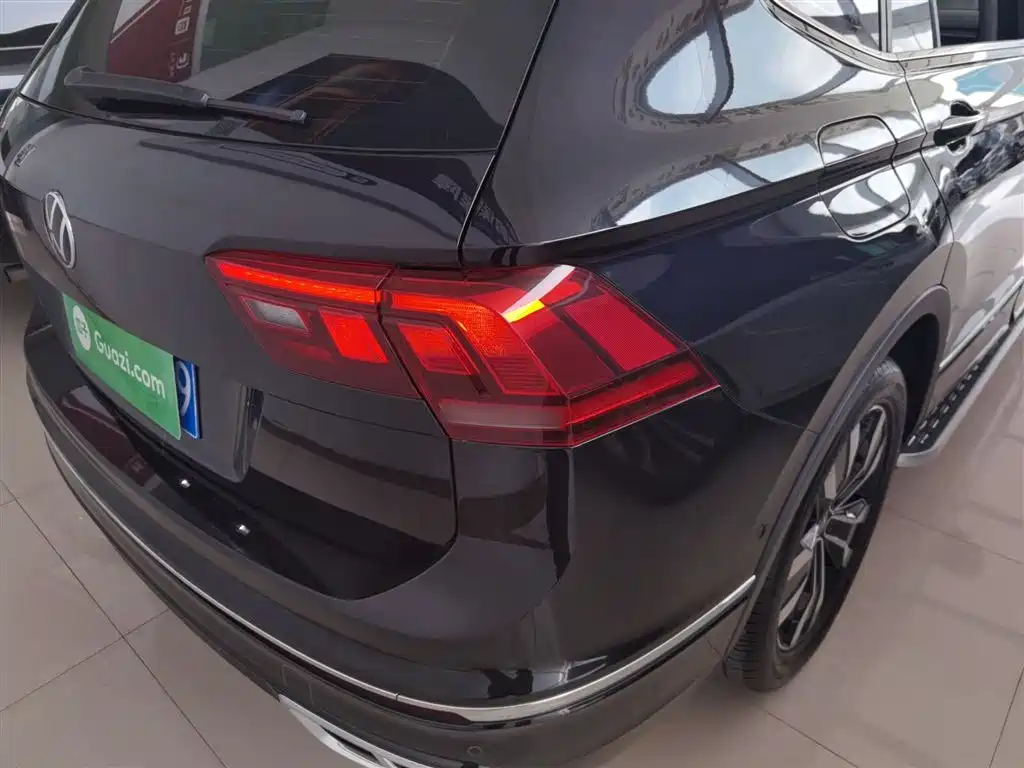 Volkswagen Tiguan L 2024 Outstanding 330TSI Auto 2WD R-Line Dragon Glory Edition фото 8