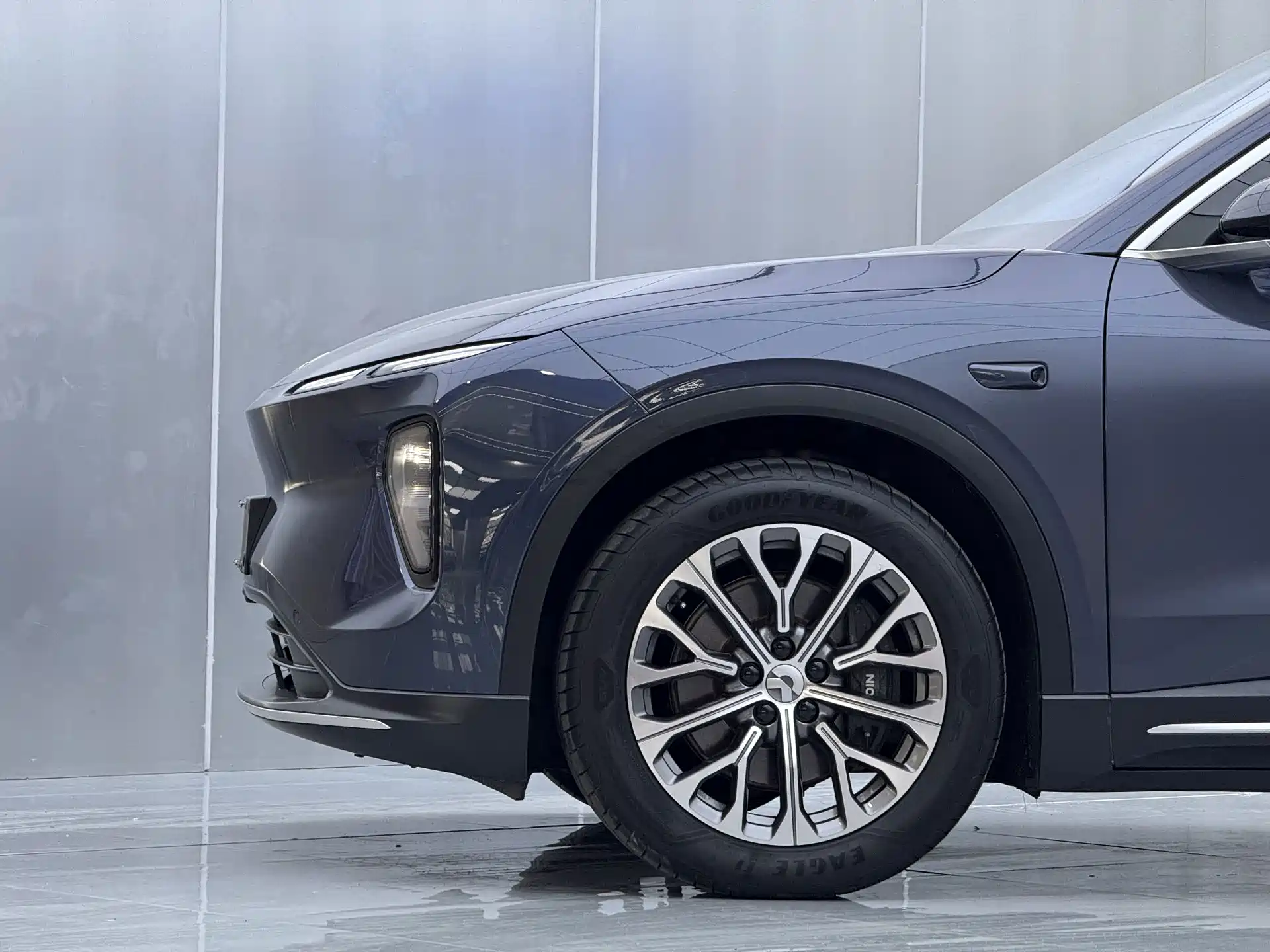 Фото 8 - NIO EC6