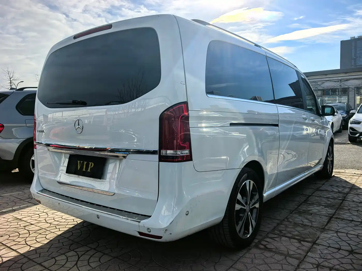 Mercedes-Benz V-Class 2016 V 260 L Premium Long фото 26