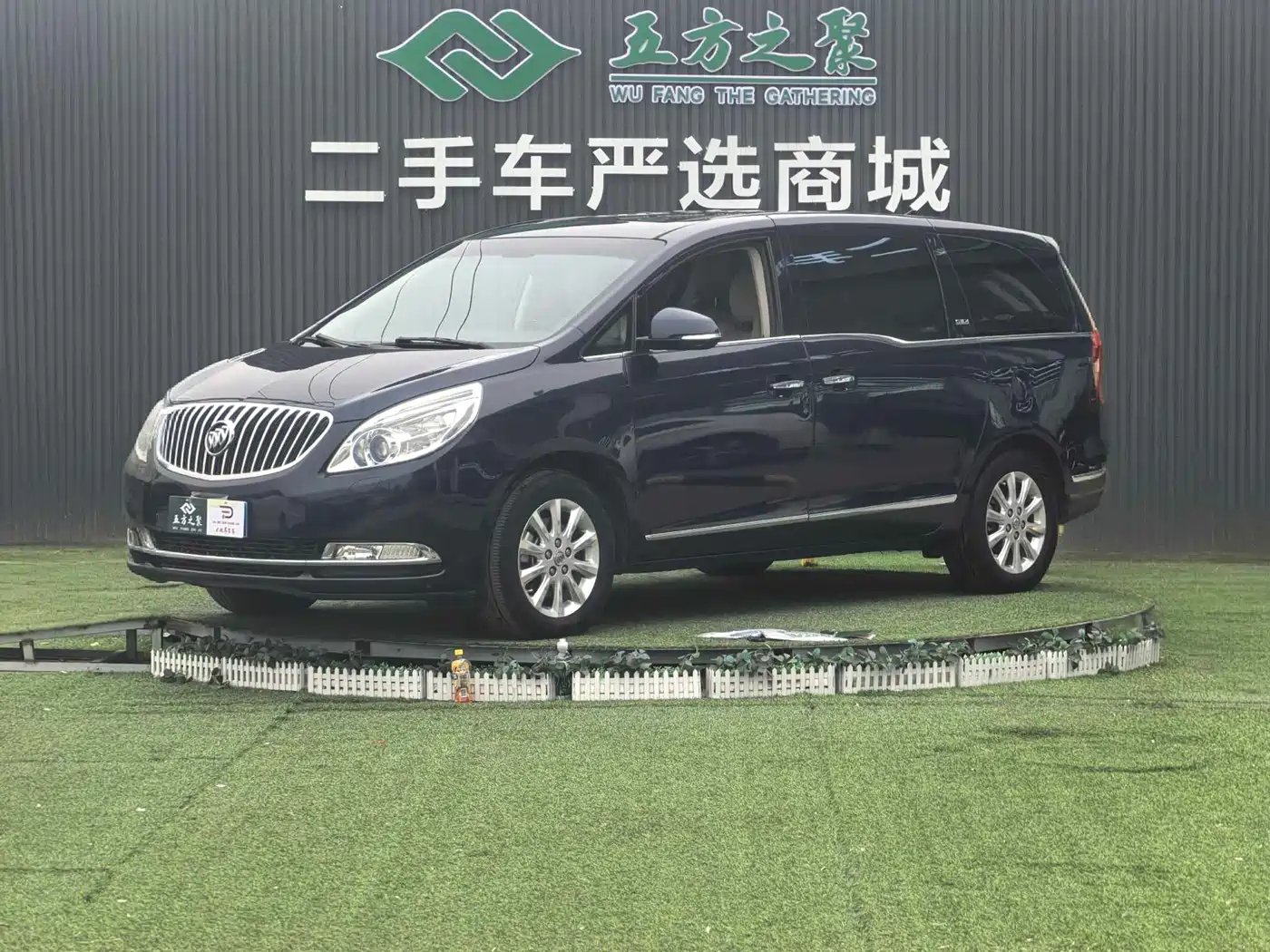 Buick GL8 2011 3.0L XT Luxury Business Flagship