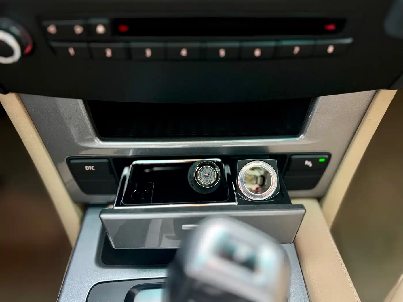 BMW 5 Series 2008 523Li Elegance фото 18