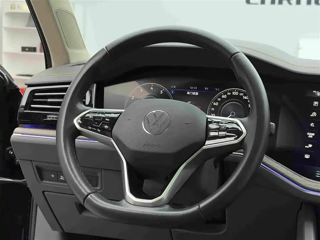 صورة 13 - Volkswagen Touareg