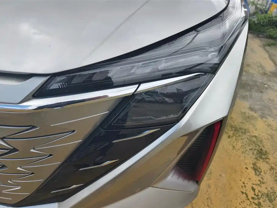 CHANGAN CHANGAN AUCHAN Z6