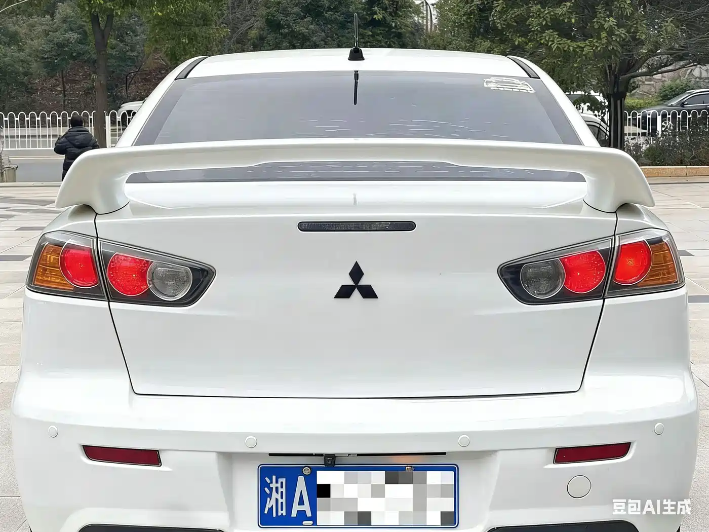 Mitsubishi Lancer EX 2013 ZhiShang Edition 1.8L CVT Luxury фото 7