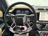 Фото 8 - Land Rover Defender
