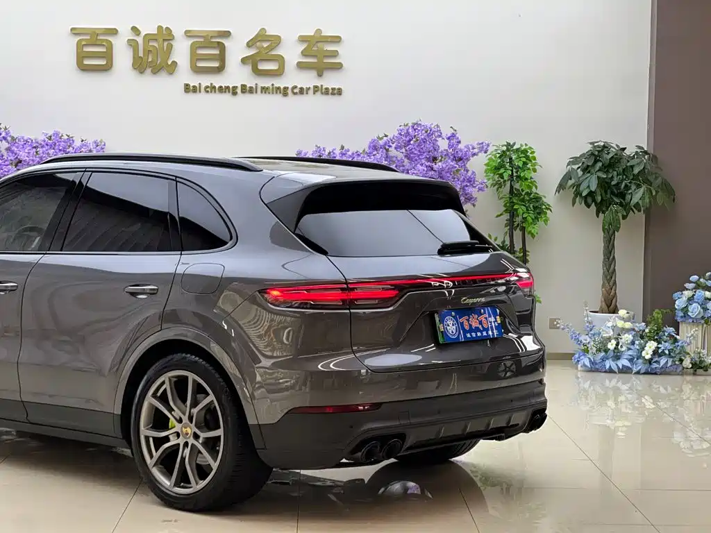 Porsche Cayenne New Energy 2023 2022 Cayenne E-Hybrid 2.0T Platinum Edition