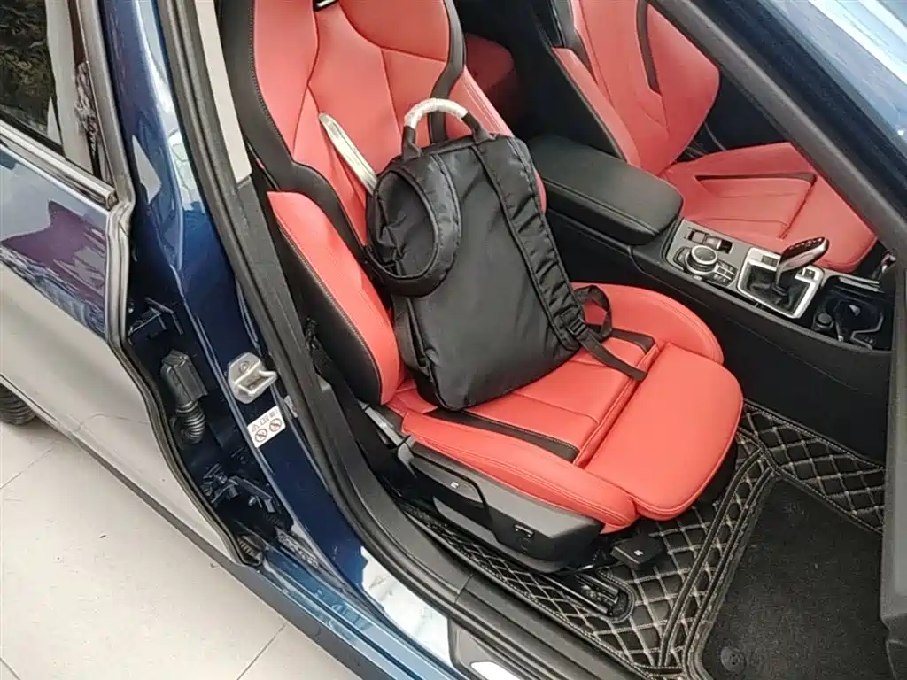 BMW 1 Series 2021 Facelift 125i M Sport Shadow Edition фото 25