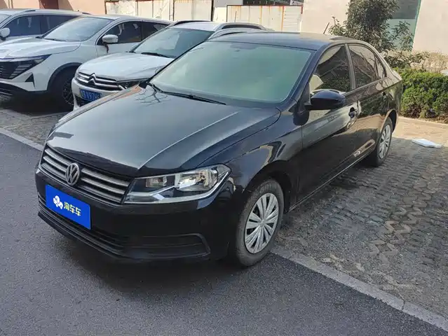 VOLKSWAGEN SANTANA