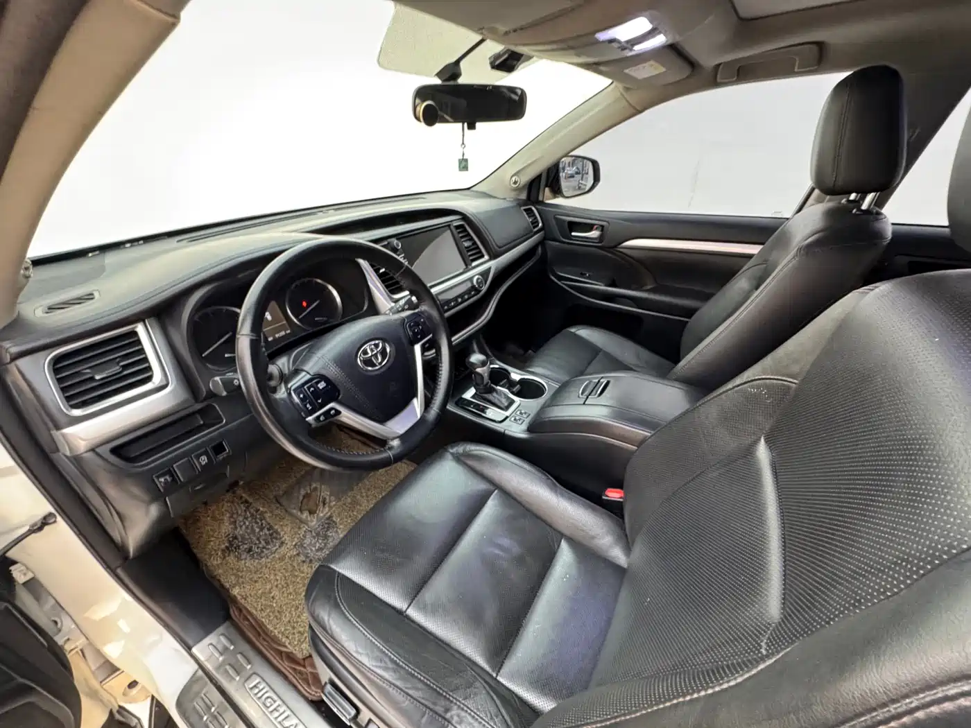 Toyota Highlander 2015 2.0T AWD Luxury Edition 7-seater фото 6
