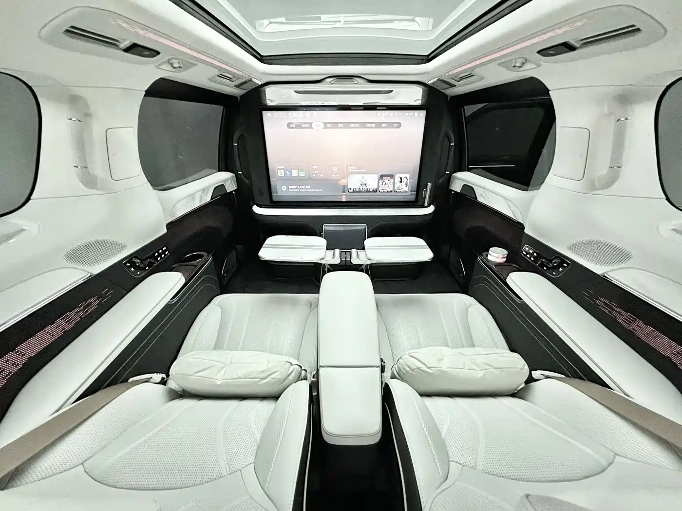 ZEEKR EXTREME KRYPTON 009