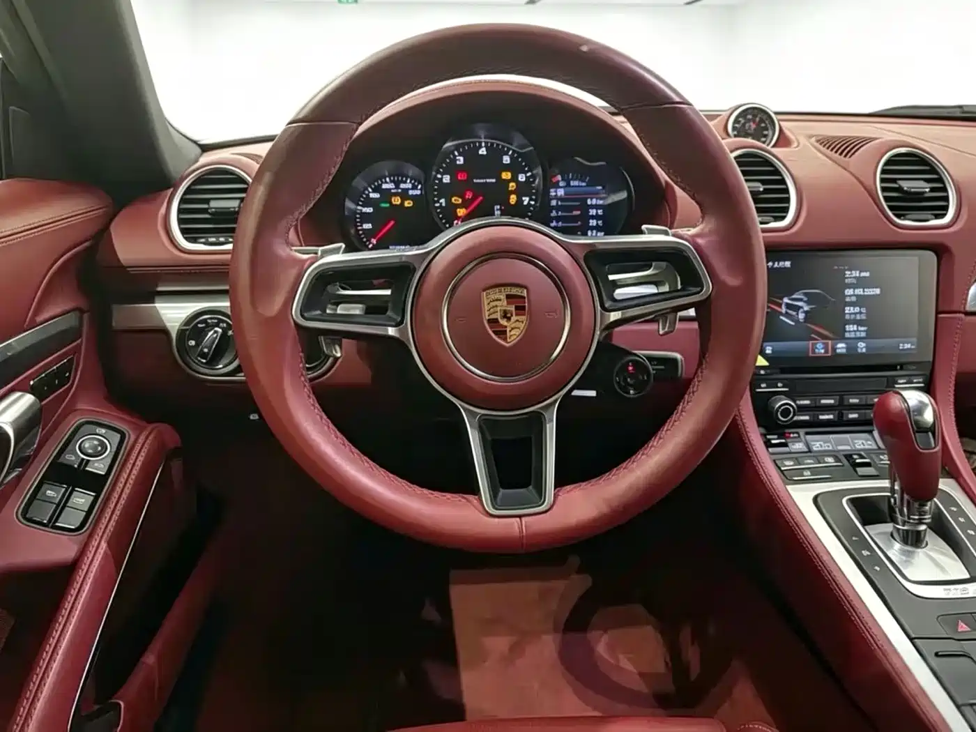 Porsche 718 2020 Cayman 2.0T фото 6