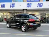 Фото 4 - Volkswagen Touareg